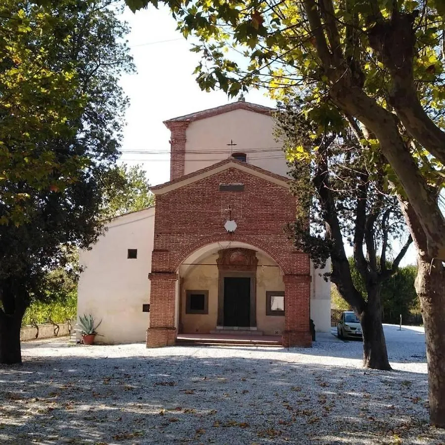 - Il Casale Toscano - 1900Mt From The Tower Of Pisa & Trains Station - Free Parking - No Breakfast - No Air Conditioning But Fan - Only Self Check-In Access From 3 Pm Landhuis